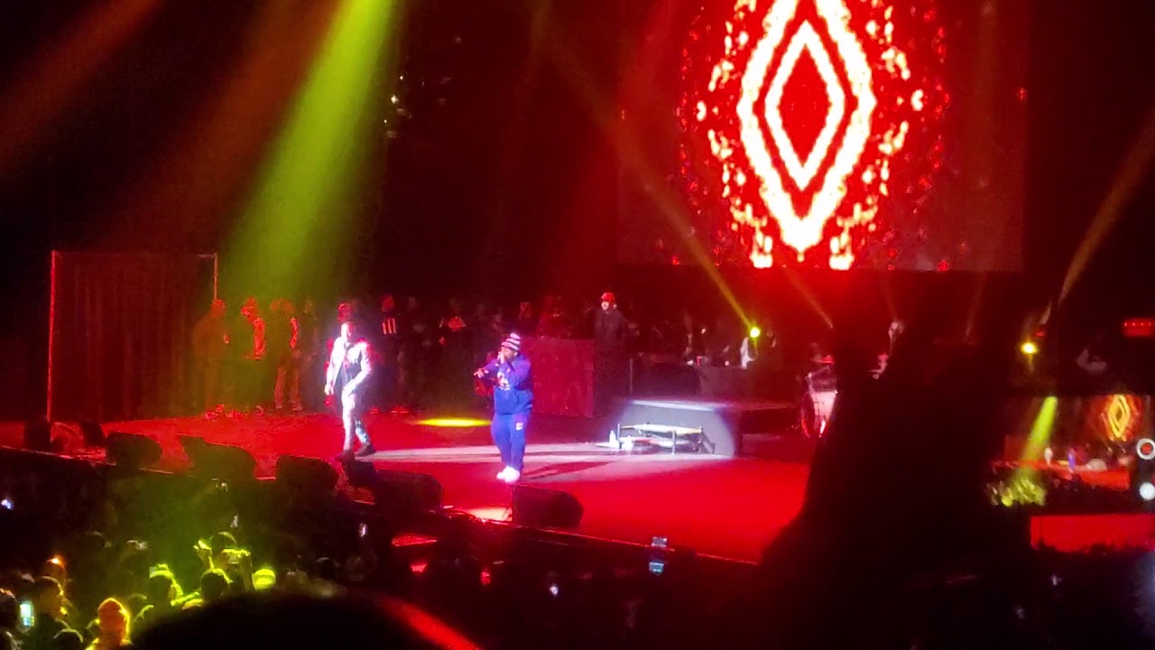 #Nas #Raekwon #GhostfaceKilla #WuTangClan Raekwon & Ghostface Ft Nas - Verbal Intercourse Live!!