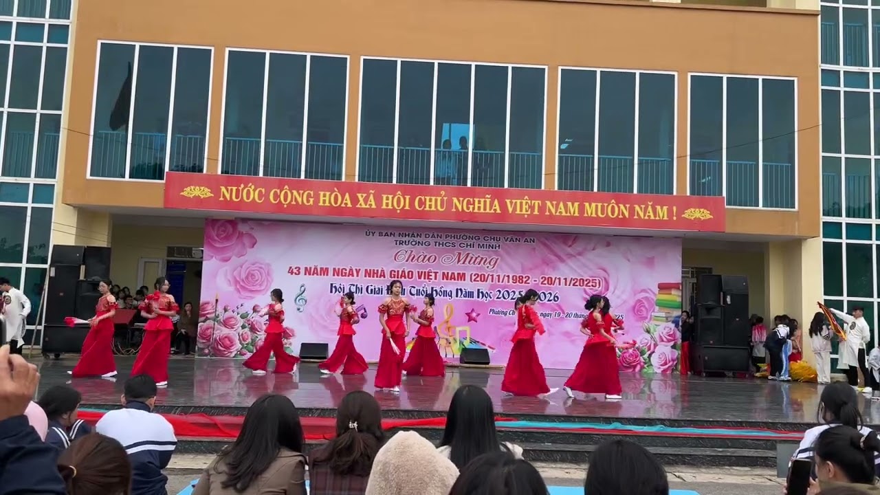 Múa Tây Sơn Bước Chân Hào Kiệt full 8B THCS Chí Minh