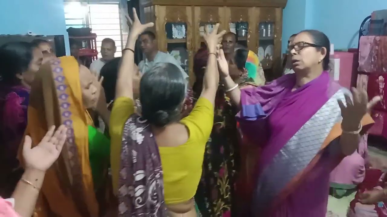 প্রেম বাবে আয় গো তোরা প্রেম  বাবে আয়