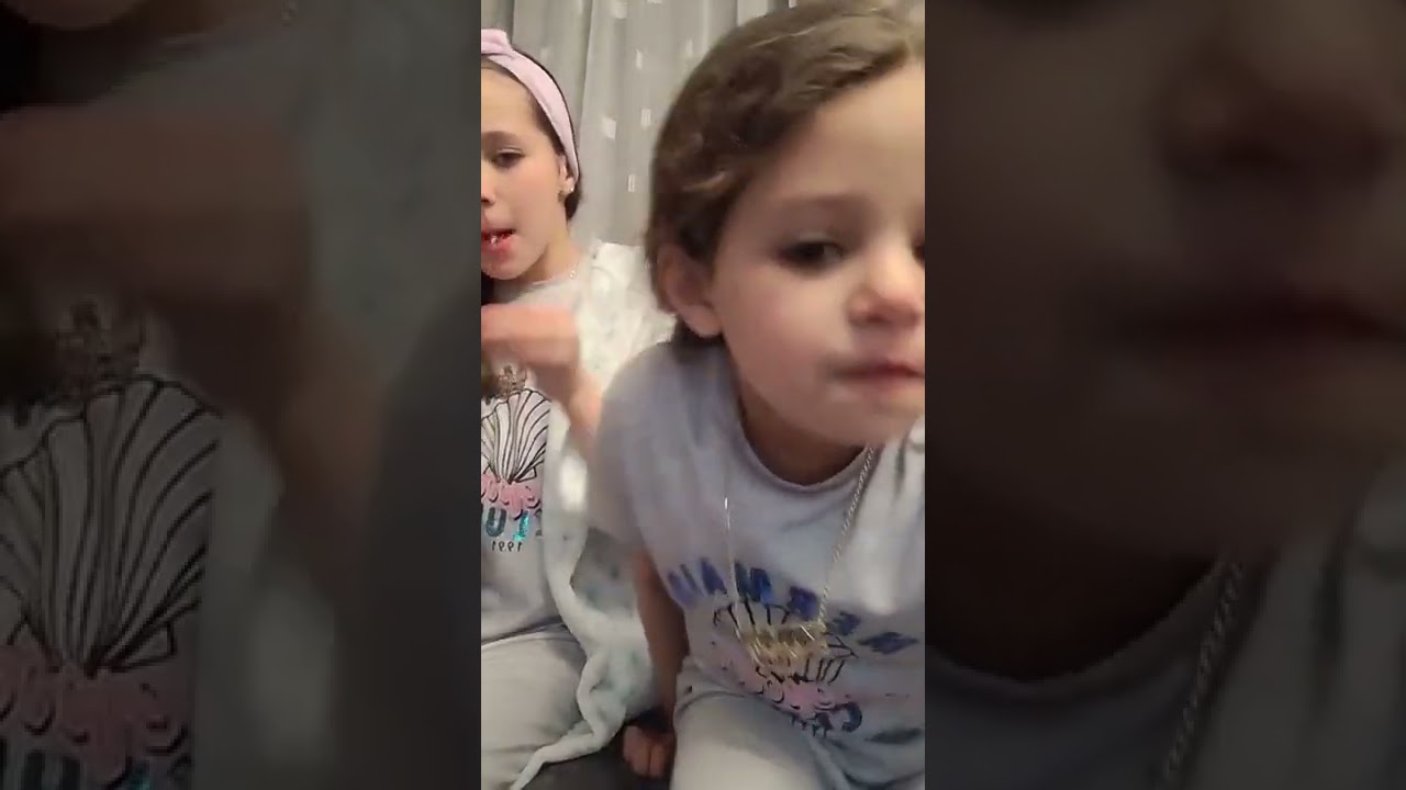 سلام توحشتكم ارواحو🚶‍♀️ نفتحو كولي🎁 تاع( فان) عيدت لولادي 👗ربي يفرحا 🤲.🇬🇧🇩🇿ونقولكم واش صرالي😱🇬🇧🇩🇿#بر
