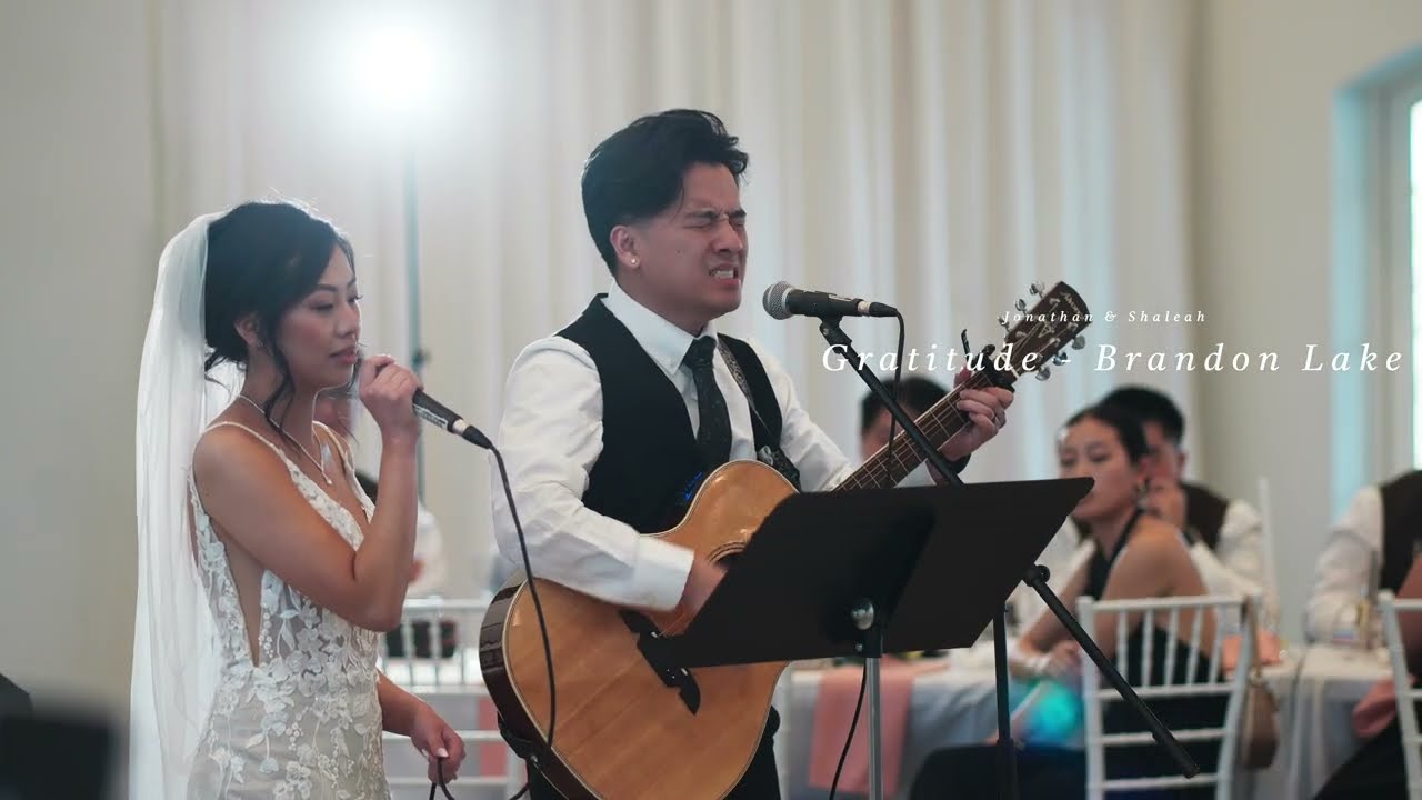 Shaleah & Jonathan | “Gratitude” – Brandon Lake | Wedding Worship Moment