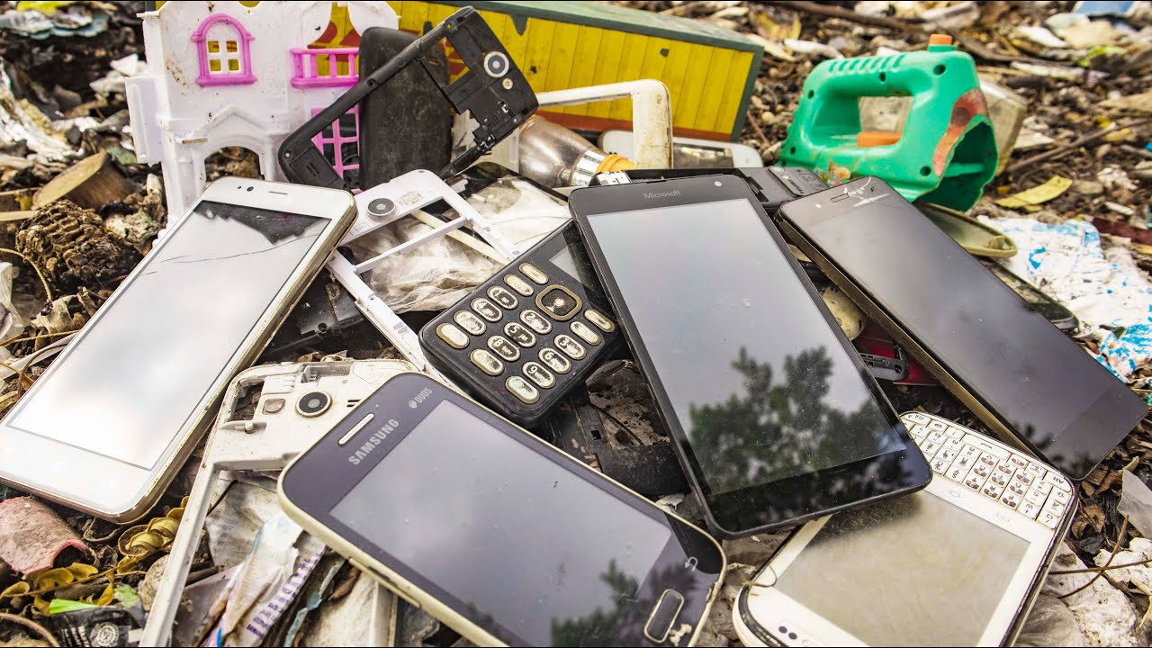 Scavenging lots of junk phones || Restoration old touch phone
