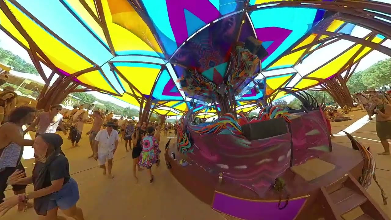 Boom Festival 2025 / Balancé