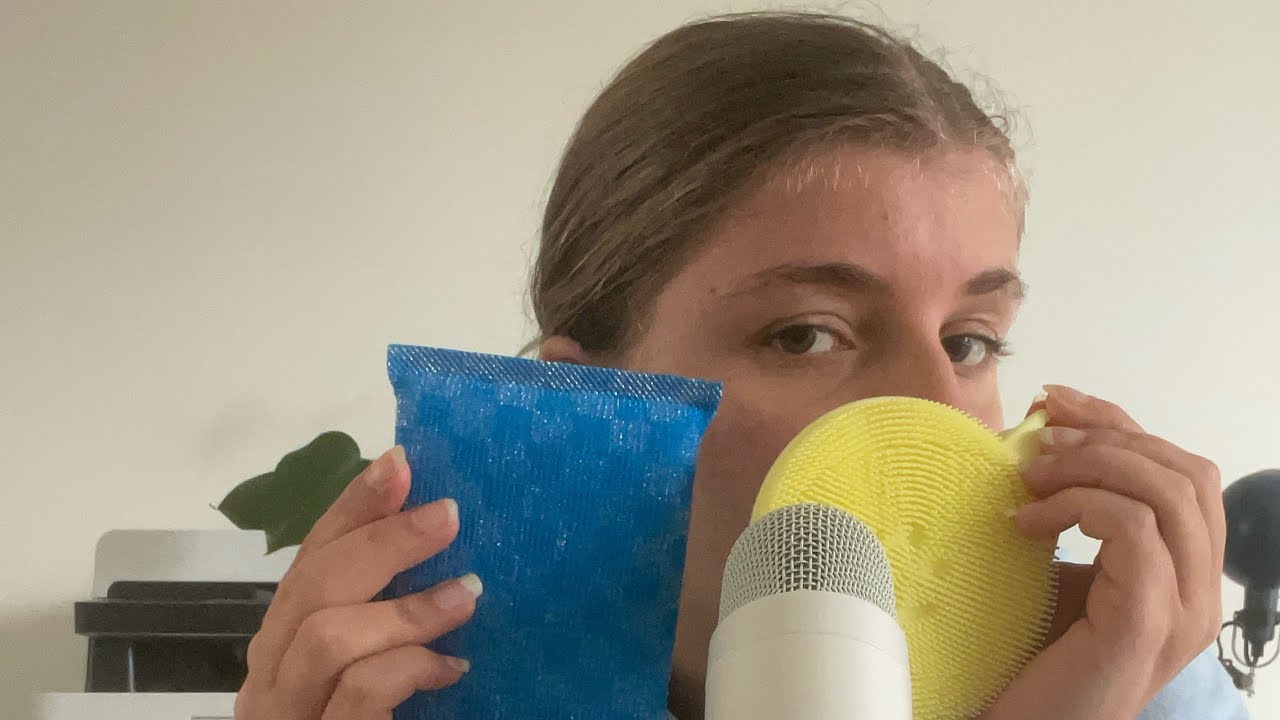 Fast and aggressive sponges scratching ASMR 