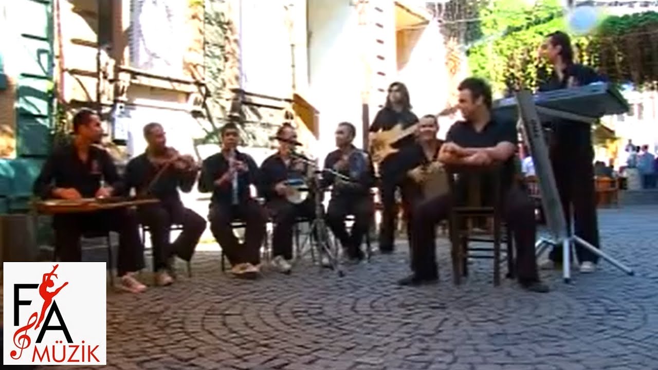 Dolapdere Bıg Gang - Can't Take My Eyes Off You  (Official Video)