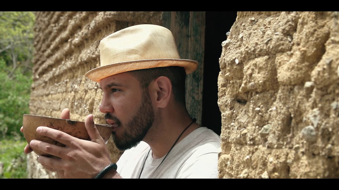 Boog&aacute;t - Mezcalero Feliz (Official video)