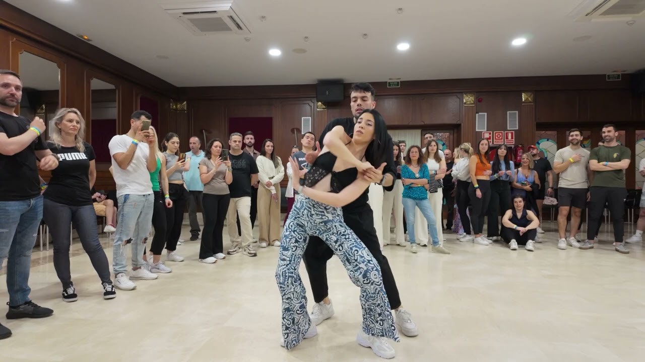 Ralphy Dreamz X Mayinbito  A Mil Pedazos | LORENA Y MARC BACHATA DANCE