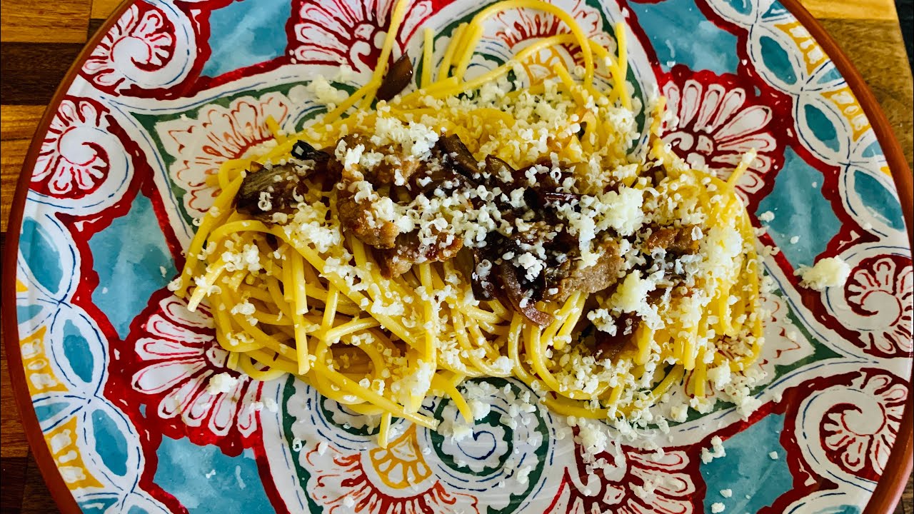 Spaghetti con salsiccia e radicchio di trevigiano