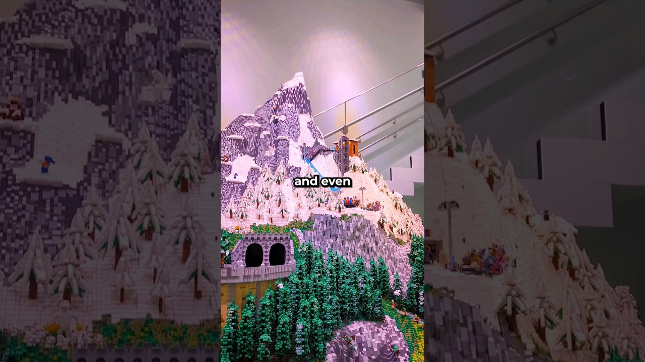 Huge LEGO City at LEGO House in Denmark!