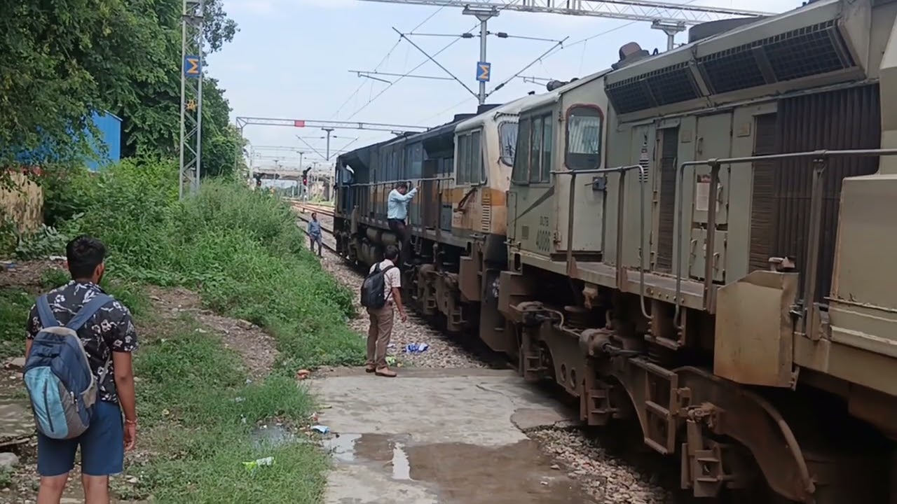 🚆 Container Freight Skip Alwar & Shalimar Express Old Video | अलवर स्टेशन अपडेट