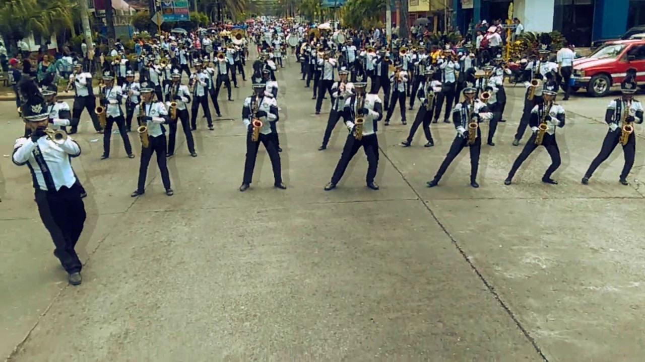 San isidro marching band - Titanium