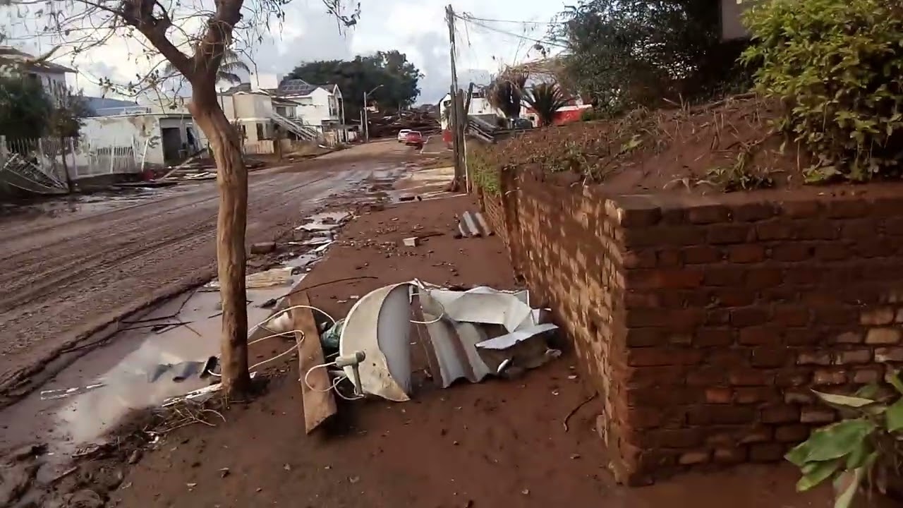 Arroio do meio depois da enchente parte 1 minha rua minha lama