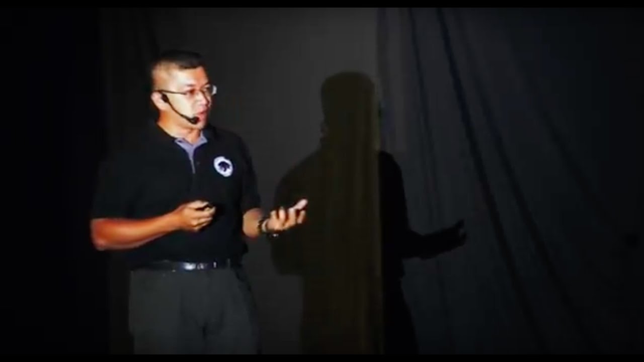 Why saving the sun bears and wildlife can help us understand our roots | Wong Siew Te | TEDxUTP