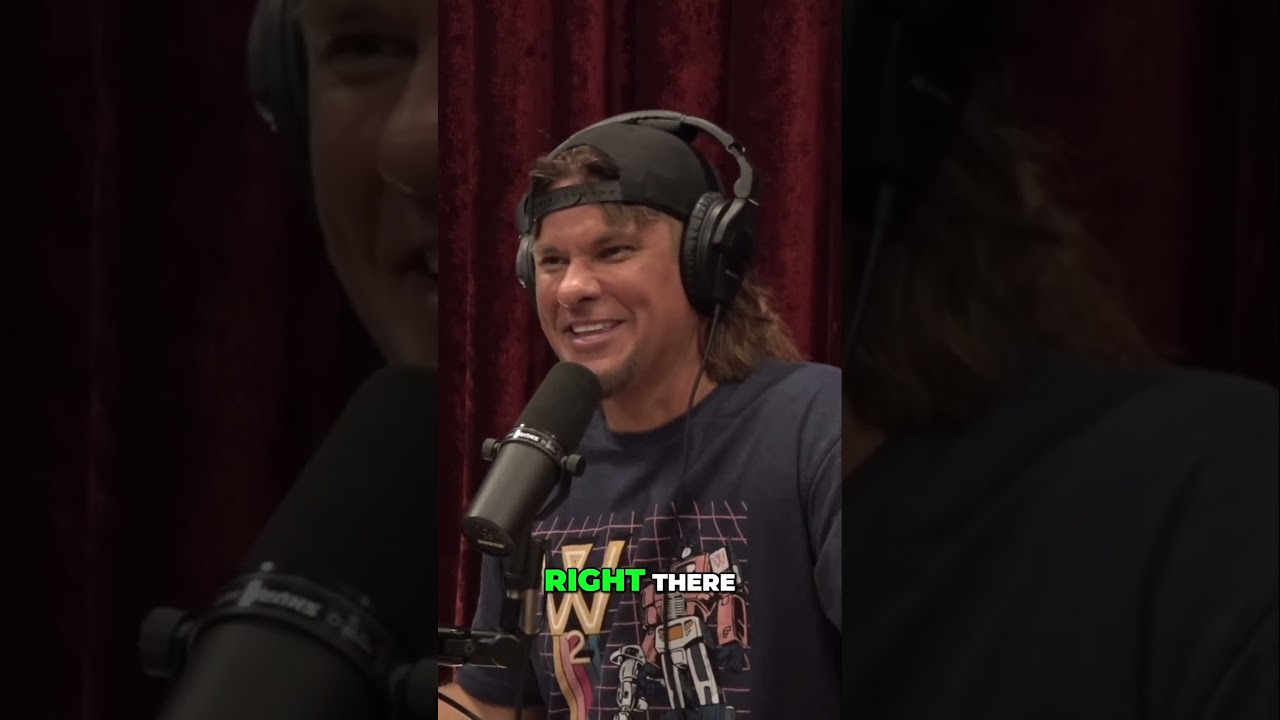 Joe Rogan and Theo Von! Smoking Weed Near Elvis' Grave?!  #podcast #trending #jre  #community