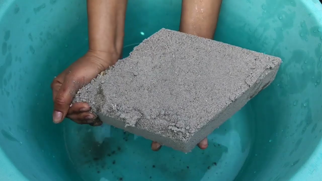 Asmr - sand cement+charcoalashes crumbling in water 💦💦