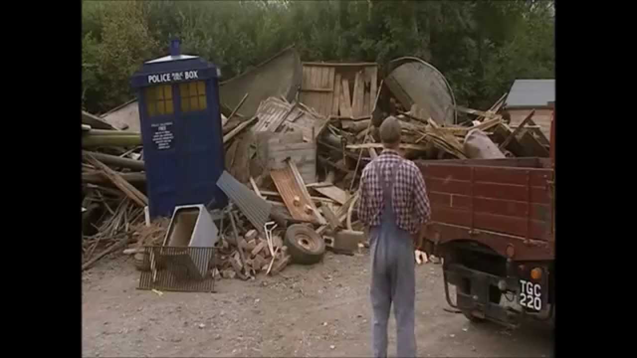 The TARDIS in Heartbeat