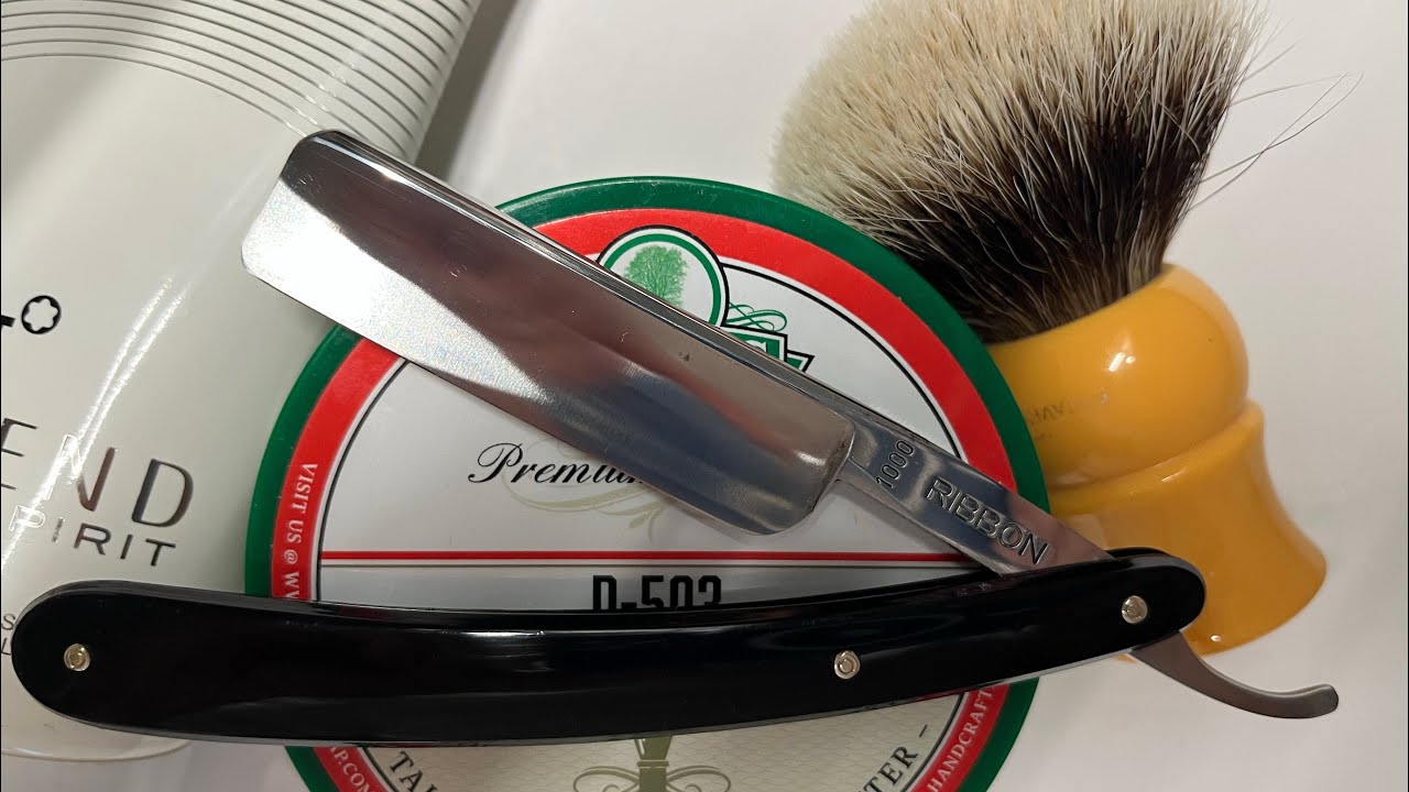 Traditional shave with Ribbon straight razor rasoio mano libera 