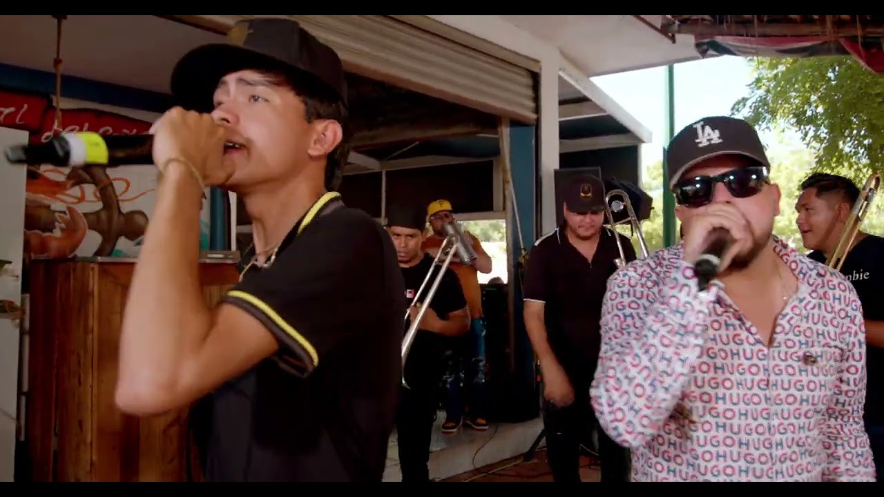 Popurrí Cumbias - Banda La Misma Escuela