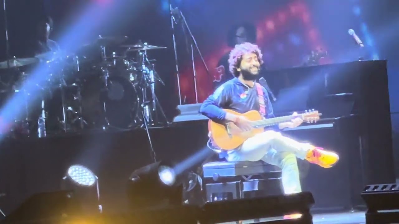 Arjit Singh Singapore 2023 - Melodies old songs 2