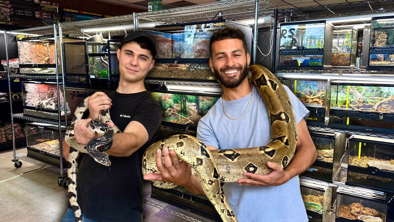 I FOUND The CRAZIEST PET STORE In Florida!