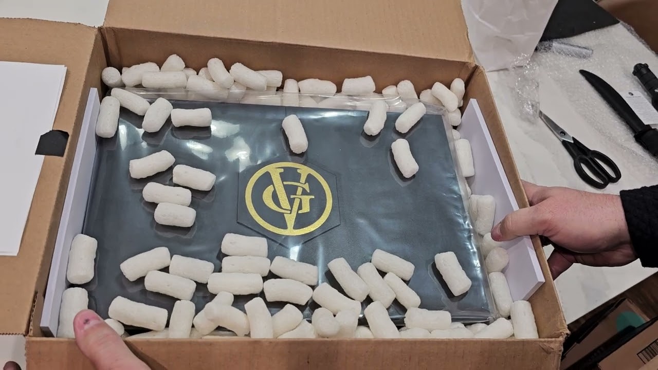 Unboxing greatness. Victor Garduno is the most creative artist i have had the please in collecting. 
