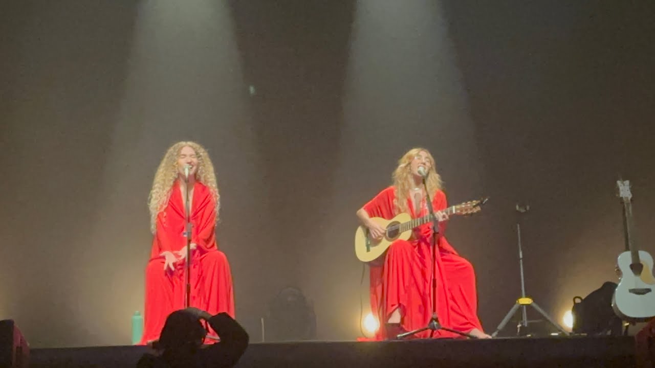 Ai amor - Anavitória - Turnê dos namorados POA 13.06.2023