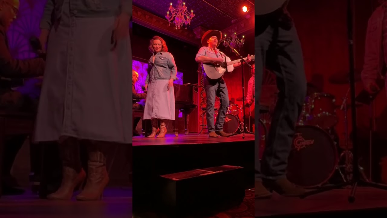 You Got The Money / On The Road Again | Live Country Music | Willie Nelson cover
