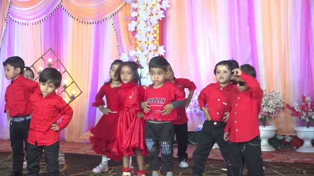 Mere bache ka annual function video