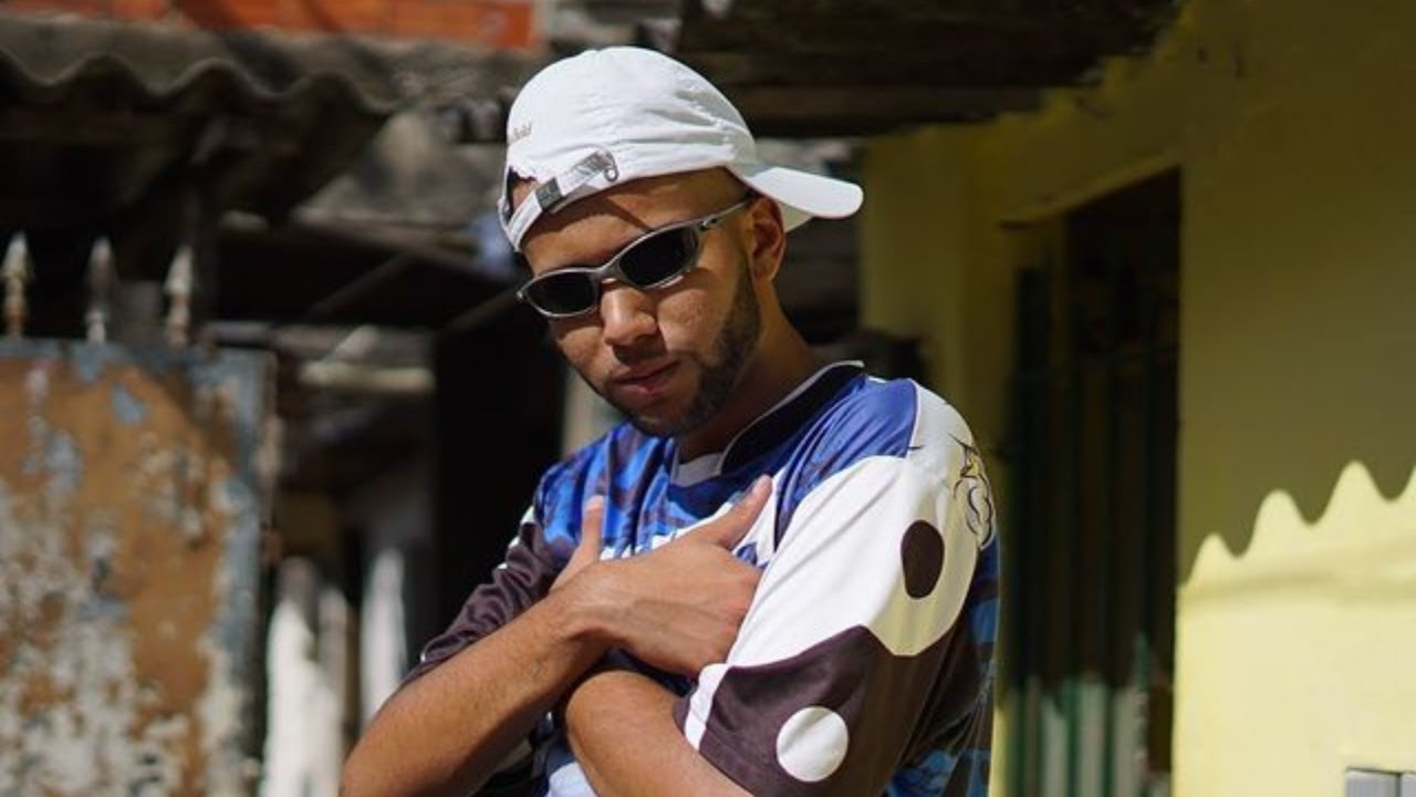 Mc RN Do Cap&atilde;o - Capotou A Rota ( Medley Pras Comunidades Status )