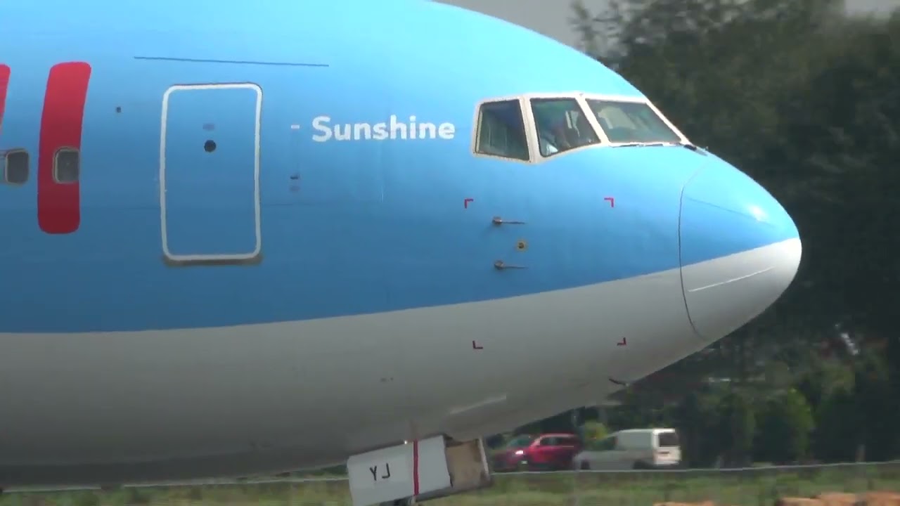 TUI Airlines Netherlands B767-300 Takeoff Groningen Airport Eelde