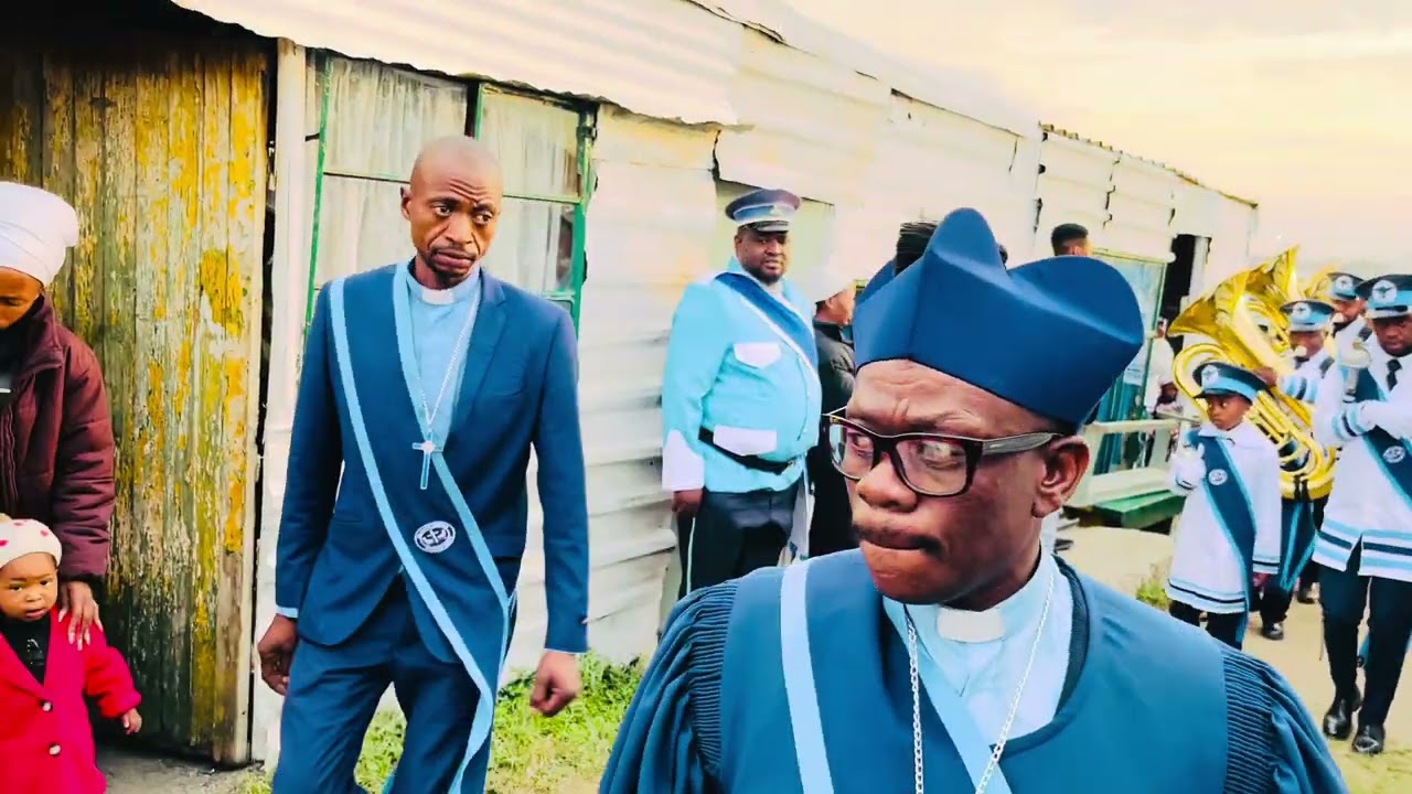 Ezase Russia: Joko ya hao ebobebe @Embalenhle the new st Sampson 