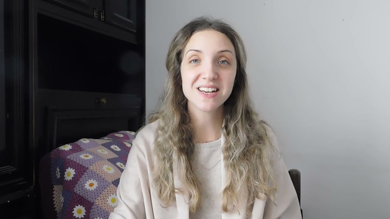 Александра Станева - за Френска филология и МП "Превод"