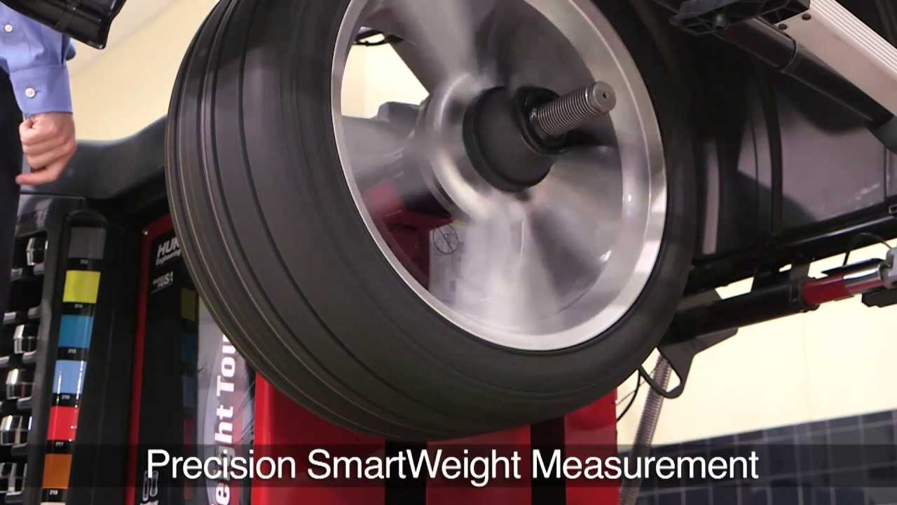 Hunter Engineering's SmartWeight Touch® Wheel Balancer at a Glance