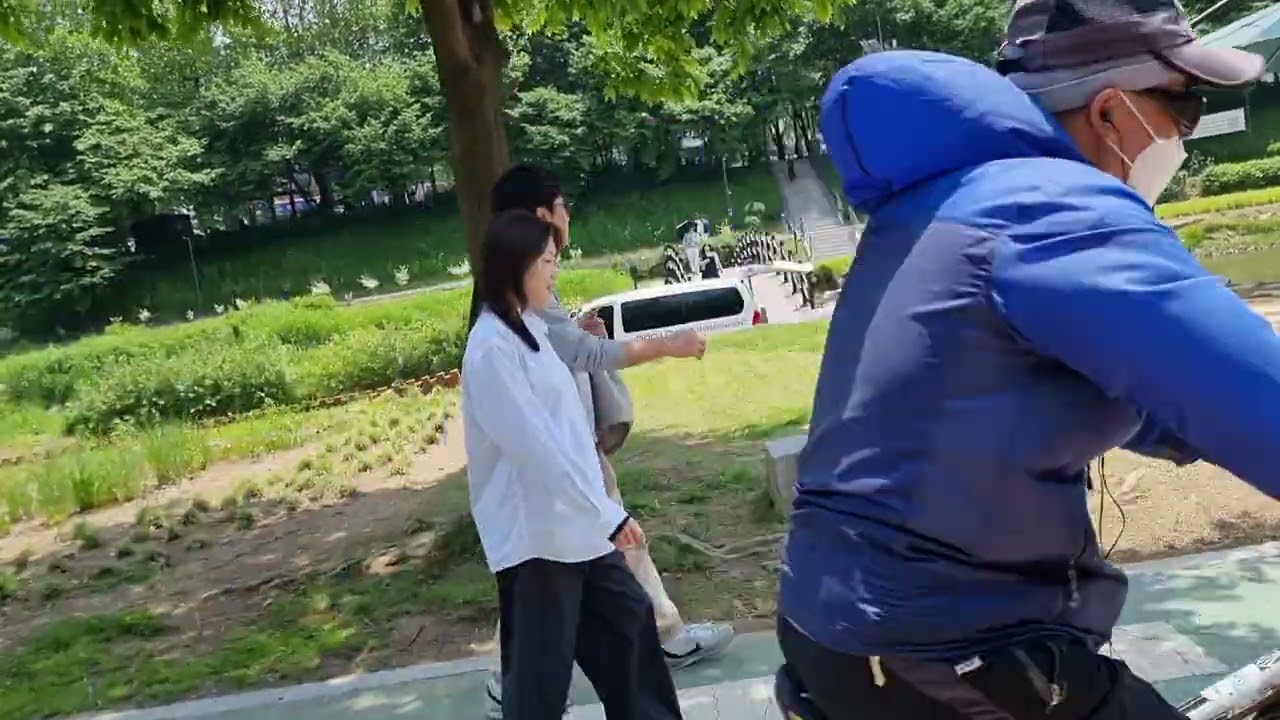 Yangjae Stream Seoul Korea/Arroyo de Yangjae Seul Corea