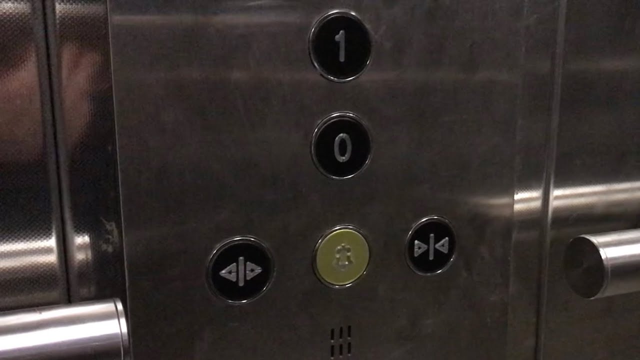 Bad condition Schindler 5400 lifts @ Freehold Metrolink Stop