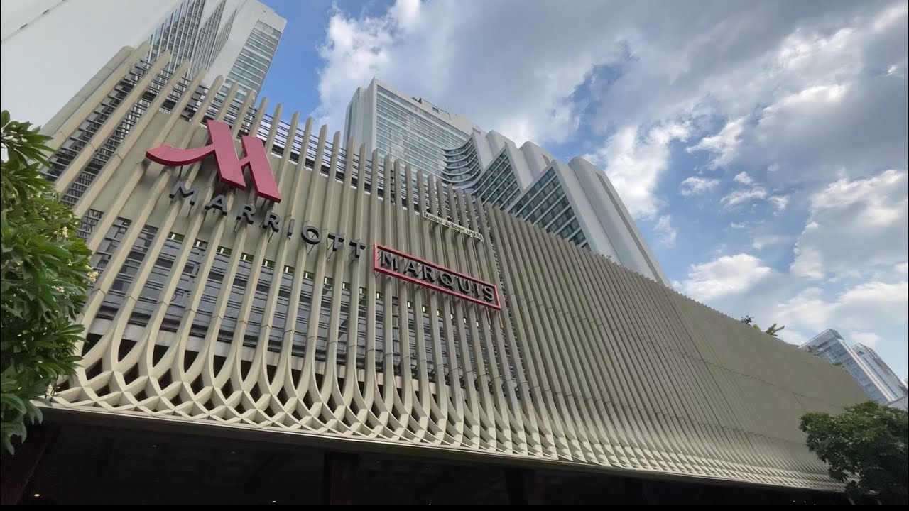 Bangkok Marriott Marquis Queen’s Park/M Club Lounge 27F/M 1 Bedroom Suite/Benjasiri Park/EmDistrict