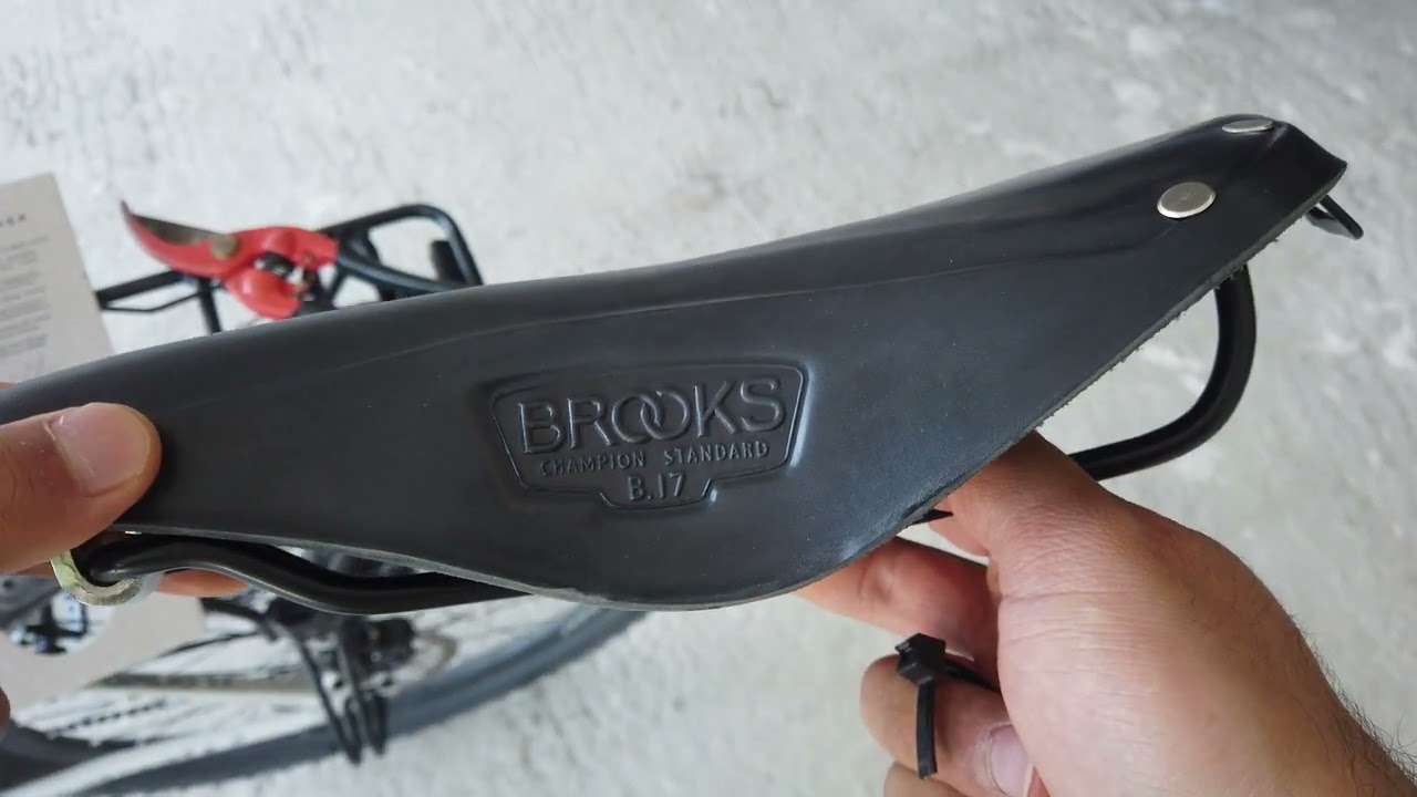 BROOKS B17 Unboxing - Saddle Installation and Adjustment 4K