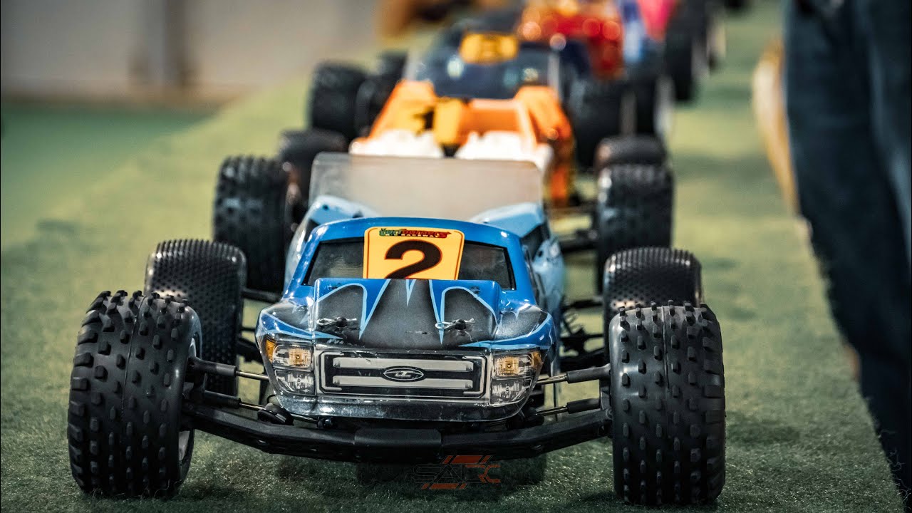 13.5 Stadium Truck A1 Main | Summer series finale 2021 at Turf Burners RC Raceway