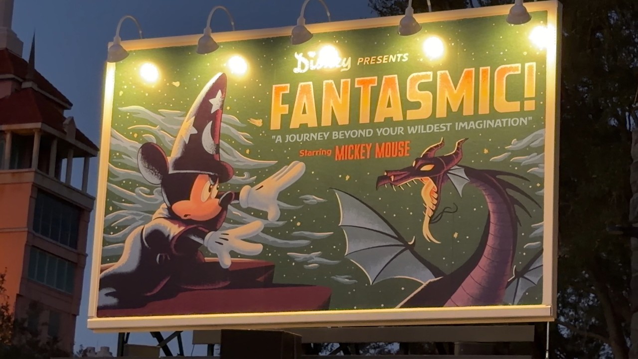 Fantasmic. My favorite WDW show.