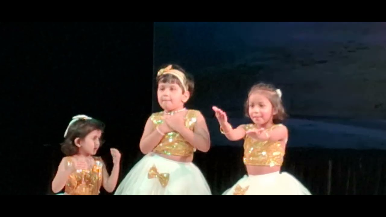 Aashna's Annual Day Performance... 😃 