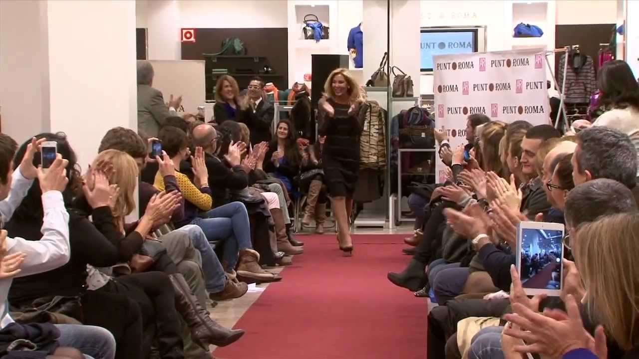 Desfile mujeres Punt Roma Paseo de Gracia