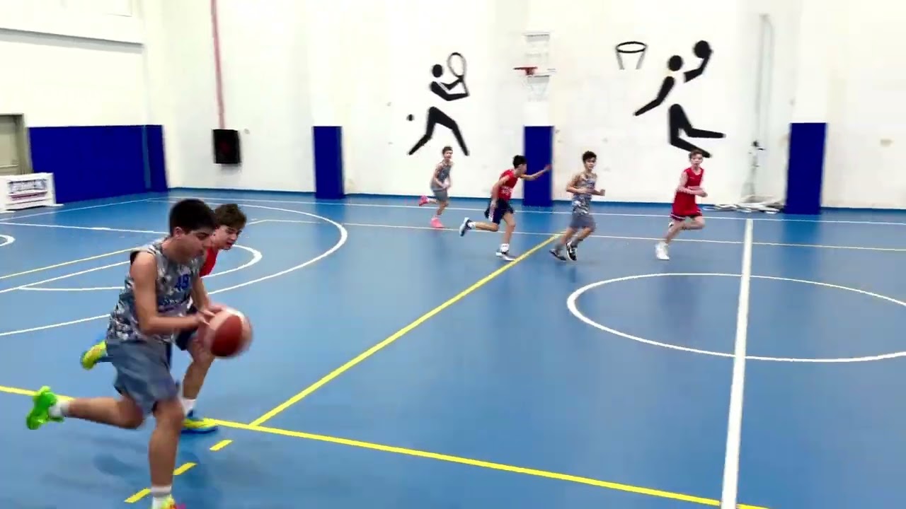 Anadolu Efes - Titan u12 (55-31) 1. Çeyrek