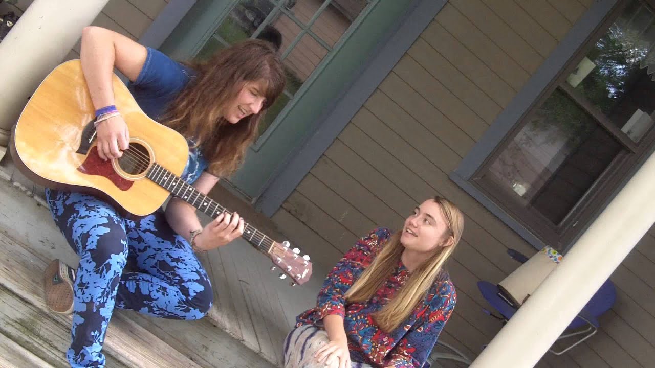 AMELIA and LAURA jam out GREEN DAY 