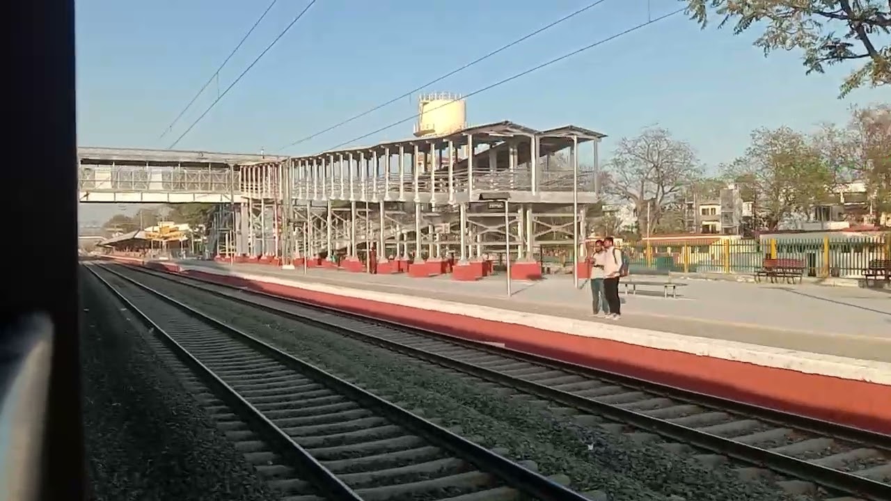 Arrival at Dewas Junction | Other line to Maksi Junction | DWX WR