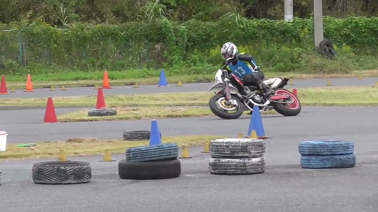 2025DUNLOP・月刊オートバイCUP!ジムカーナJAPN Bクラス青13 河村 Heat1