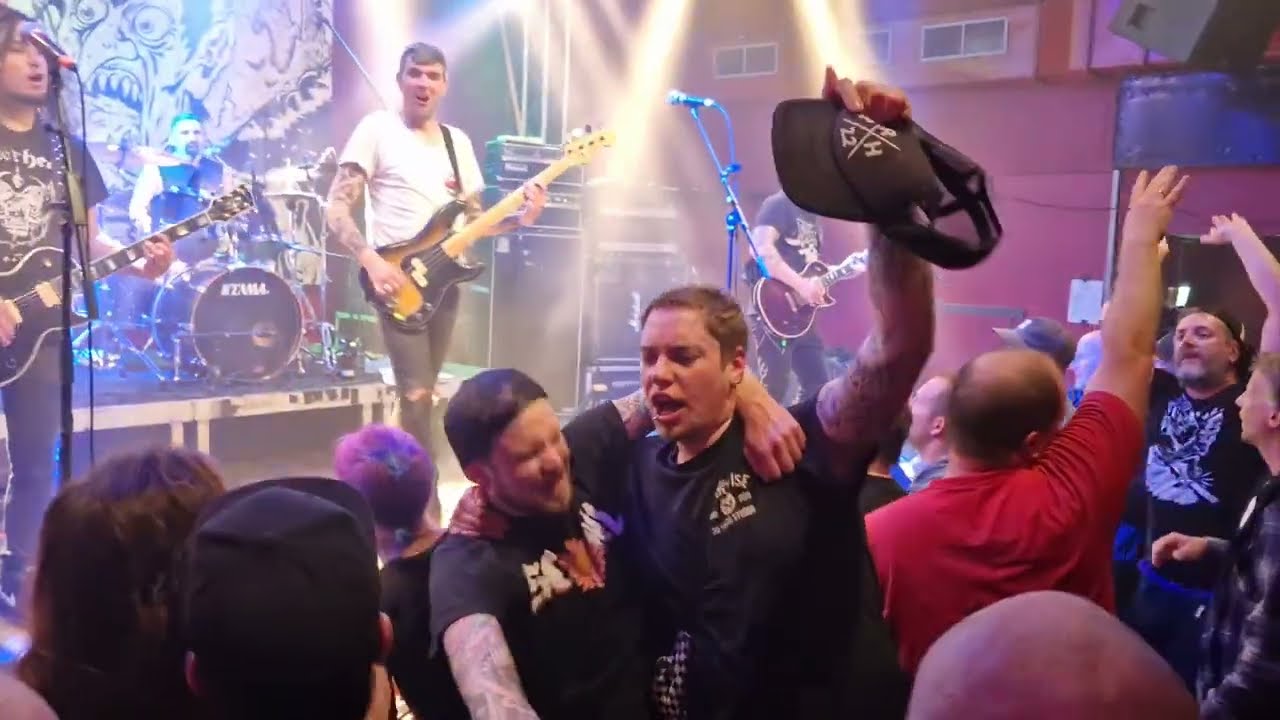 Satanic Surfers Live 18.05.2023 Turock Essen Part1