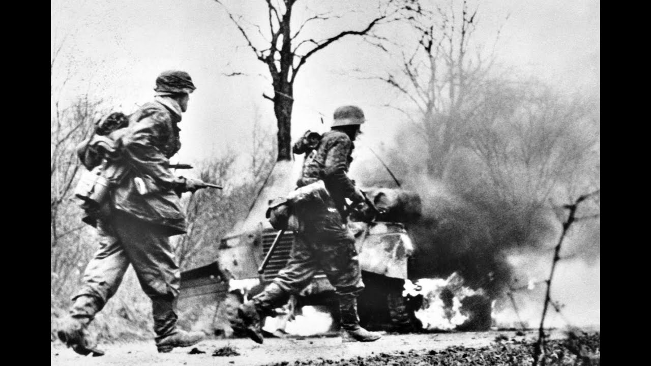 01) 1944 Battle of The Bulge (Worthington).
