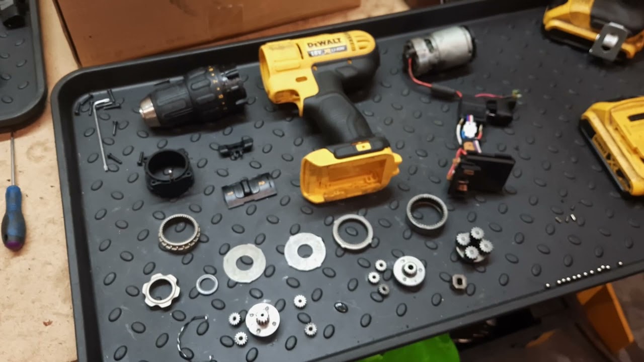Шуруповёрт DEWALT не включается 2я скорость \ The DEWALT screwdriver does not turn on 2 speed
