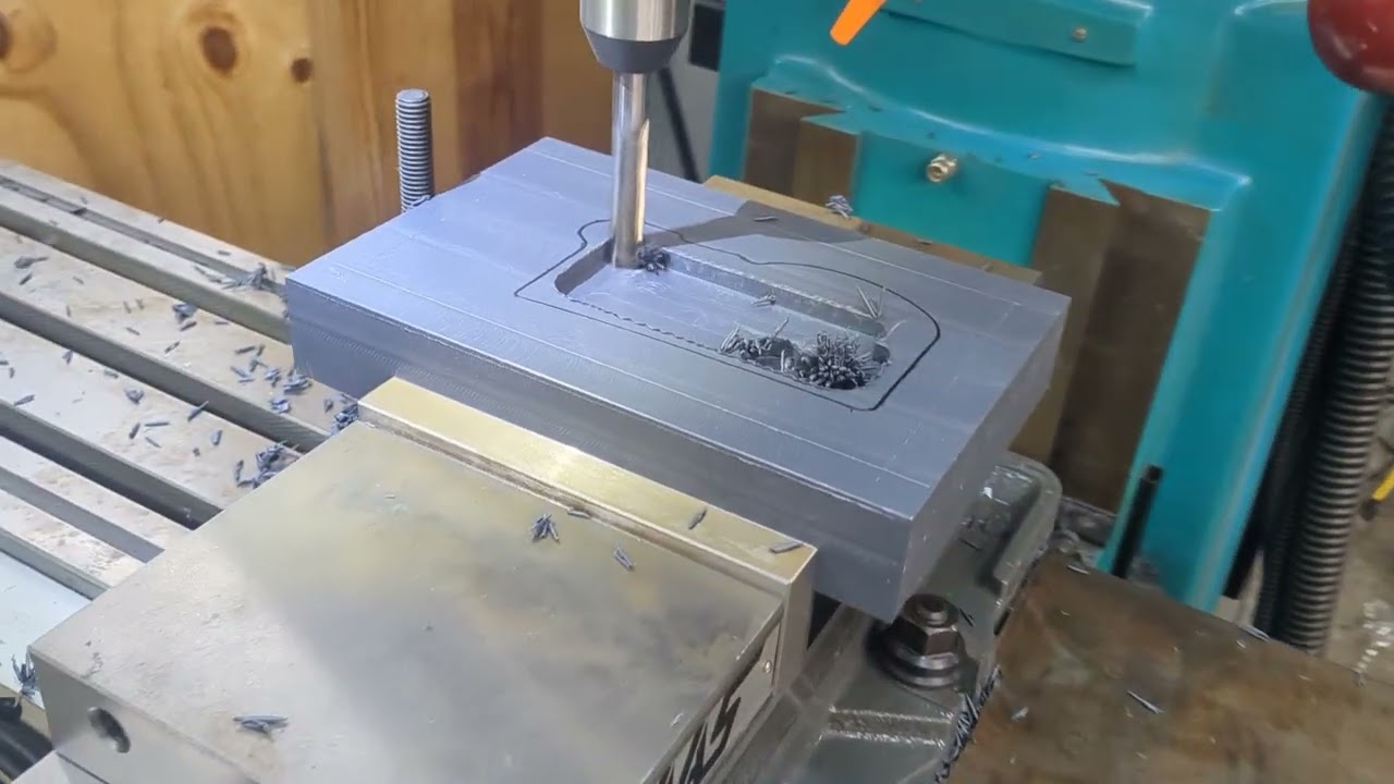 This new CNC Mill at work is making my job a lot easier