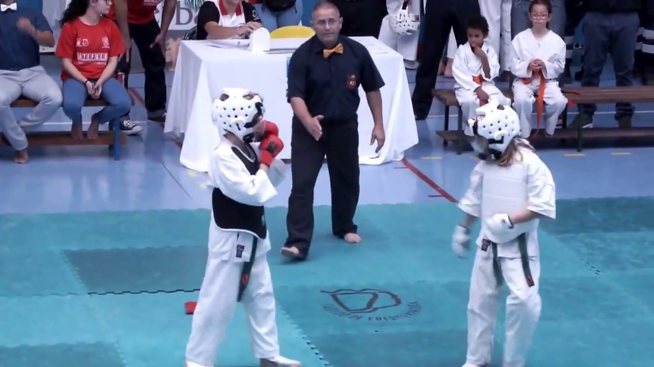 FINAL MASCULINA INFANTIL KARATE KYOKUSHIN. TORNEO INFANTIL NAVIDAD 2017